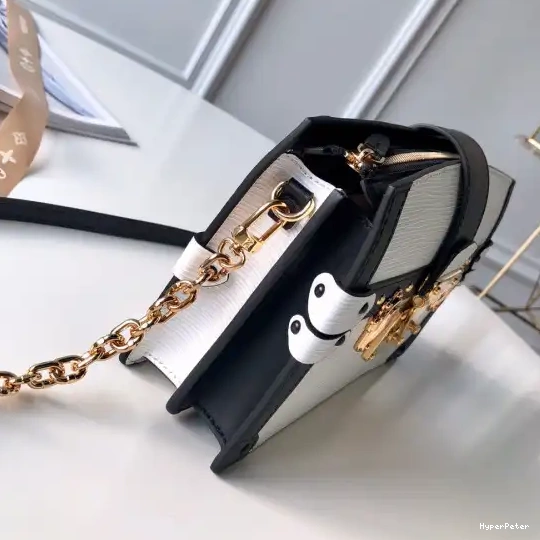 Vuitton Louis TRUNK CHANELUTCH 0525